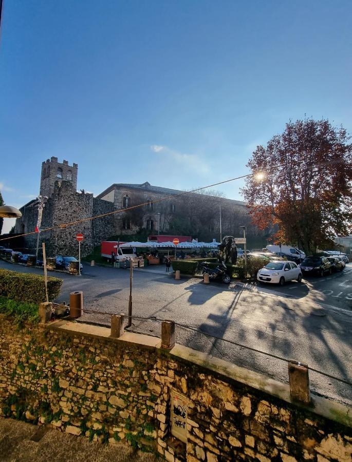 La Finestra Sul Castello Desenzano-By Goccia Di Lago Desenzano del Garda Exteriör bild